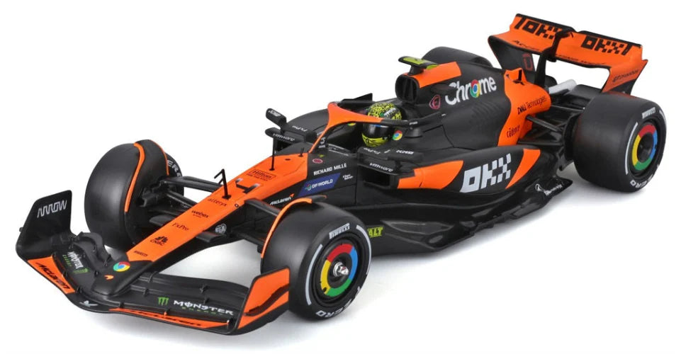 Bburago F1 with Helmet 1:24 2024 F-1 McLaren MCL38 #4 Norris in Showcase