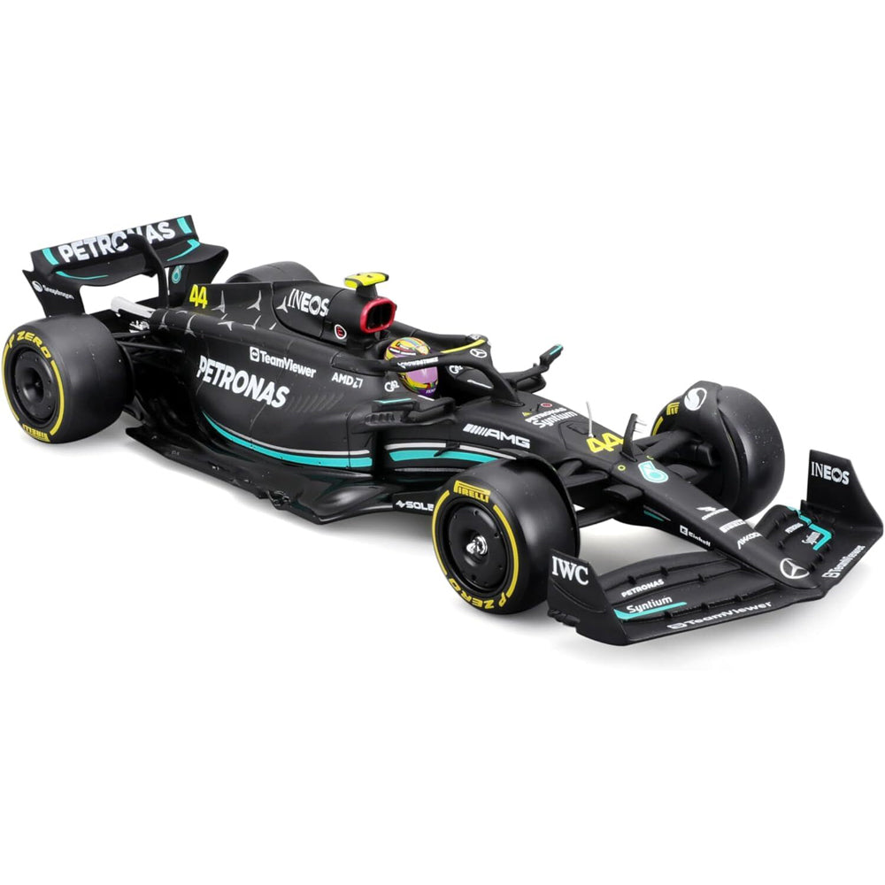 Bburago 1:24 2023 F-1 Mercedes W 14 No.44 Hamilton in Showcase Diecast Model