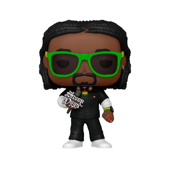 Snoop Dogg - Snoop Dogg in tracksuit Pop!